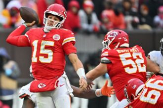 Patrick Mahomes Seen on Cart with Ankle Injury After Chiefs Game