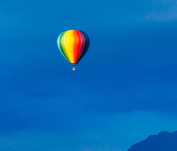 Rough landing for hot air balloon