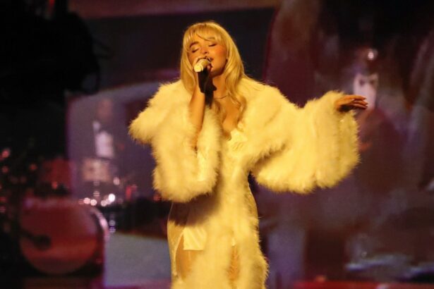 Sabrina Carpenter’s ‘Nonsense Christmas’ Special Best Moments