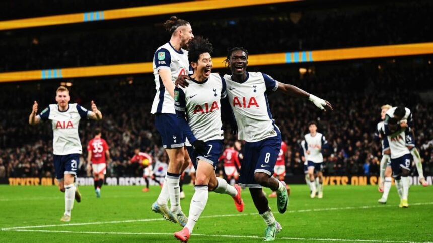 Tottenham survive defensive lapses in EFL Cup win over Man United, move on to semis to keep trophy hopes alive