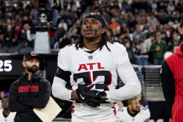 Falcons’ Antonio Hamilton Sr. has home broken into