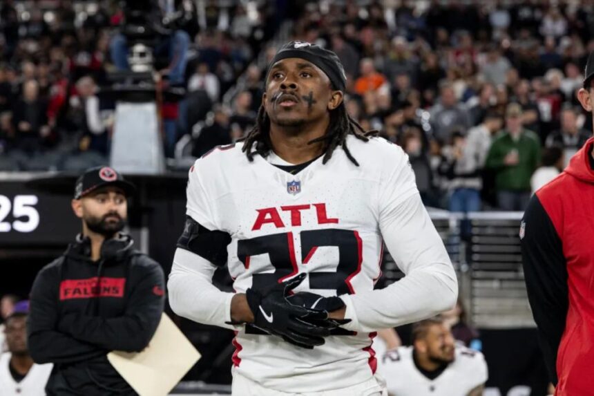 Falcons' Antonio Hamilton Sr. has home broken into