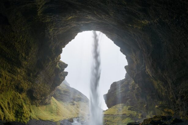 From Dazzling Lights to Bursting Geysers, Jennifer Esseiva Captures Iceland’s Diverse Scenery — Colossal