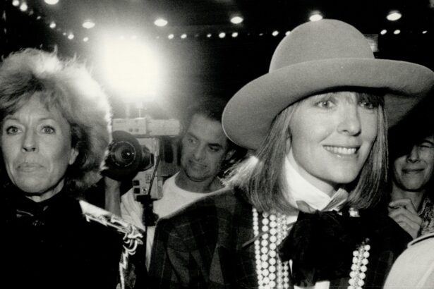 12 Photos of a Young Diane Keaton, the Original Poster Girl for Vintage Fashion