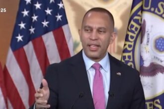 Hakeem Jeffries Just Put The Screws To Republicans On Trump Tax Cuts