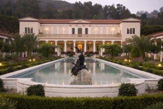 Pacific Palisades Fire Spreads to Getty Villa Grounds