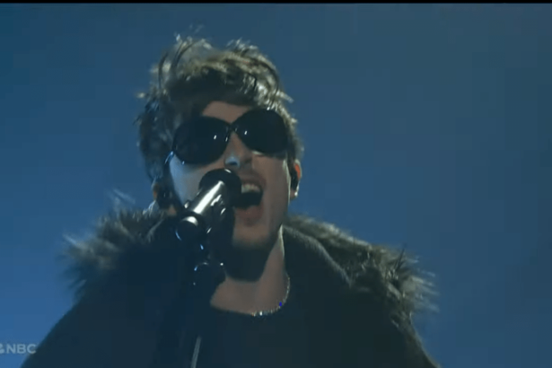 Timothée Chalamet Dips Into the Bob Dylan Catalog on ‘SNL’