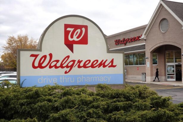 Walgreens Reports 5 Million Loss And Sees Progress On Turnaround