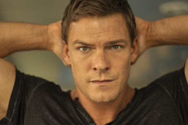 Alan Ritchson Says Christians Slam Him for Unmarried Sex Scenes on TV