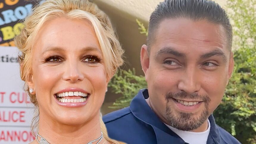 Britney Spears Going Strong With Paul Soliz, Takes His Kids to Indoor Playground