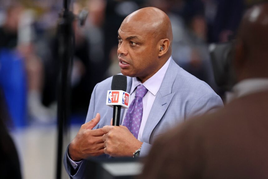 Charles Barkley: “RENT FREE” – Charles Barkley faces Lakers fans’ mockery for incessant takes on LeBron James and Co.