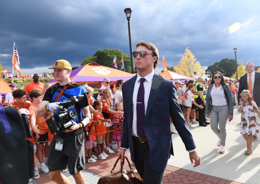 Clemson QB Cade Klubnik sheds light on decision to stay with the Tigers