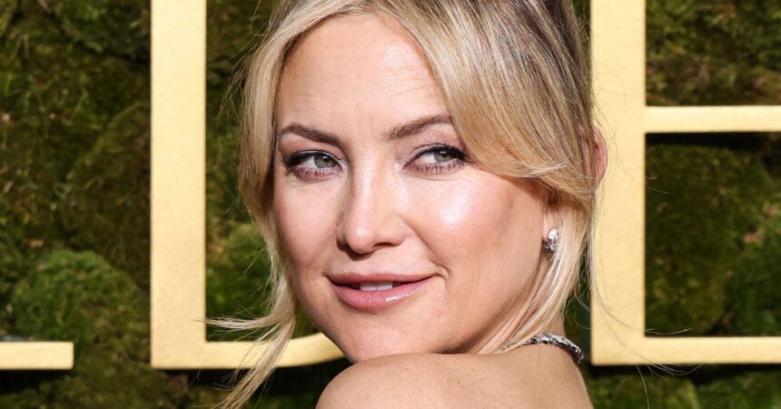 Kate Hudson Makes Raunchy Sex Confession While Posing Near-Naked