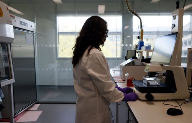 Ken Griffin’s Citadel bets £300mn against drugmaker GSK