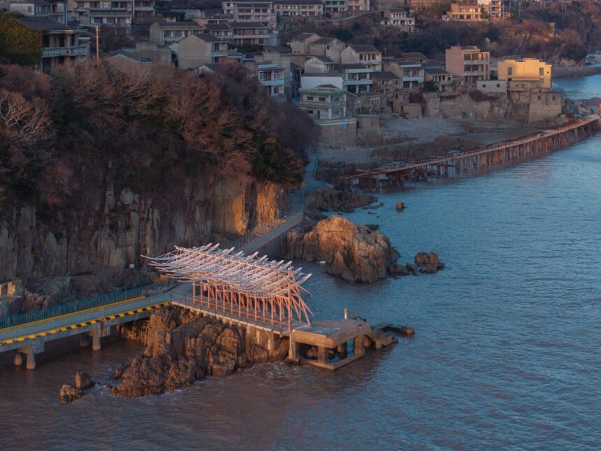 Minimal Blades Flutter in the Breeze in a Shoreline Installation on China’s Chaishan Island — Colossal