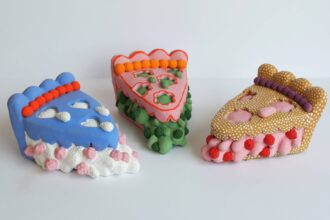 Naomi Peterson Channels a Sweet Tooth and Sense of Togetherness in Her Vibrant ‘Cup-Cakes’ — Colossal