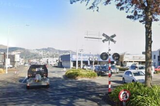 ‘Near miss’ at railway crossing