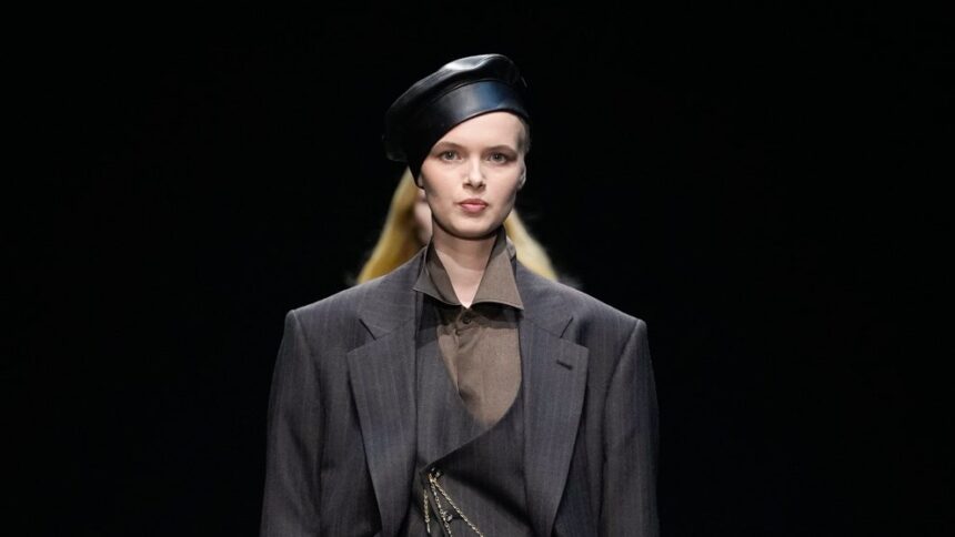 Emporio Armani Fall 2025 Ready-to-Wear Collection