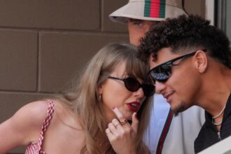 Patrick Mahomes Praises Taylor Swift for ‘Inspiring Billions’