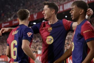 Sevilla vs. Barcelona score, highlights: Robert Lewandowski stars as Barca stay in La Liga title race