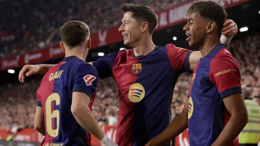 Sevilla vs. Barcelona score, highlights: Robert Lewandowski stars as Barca stay in La Liga title race