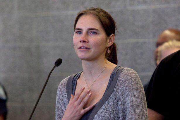 Amanda Knox Blasted For Pushing ‘Inappropriate’ Book On Victim’s Family