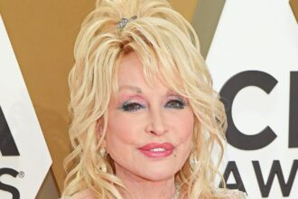 Dolly Parton’s Husband Last Seen in Rare Outing 5 Years Before Death