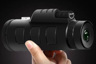 Get up close and personal with this  HD monocular telescope