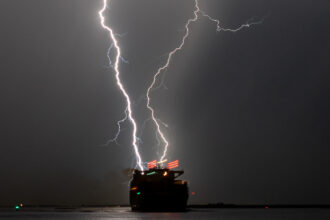 Lightning Over Shipping Lanes Suddenly Halved Following New Regulations : ScienceAlert