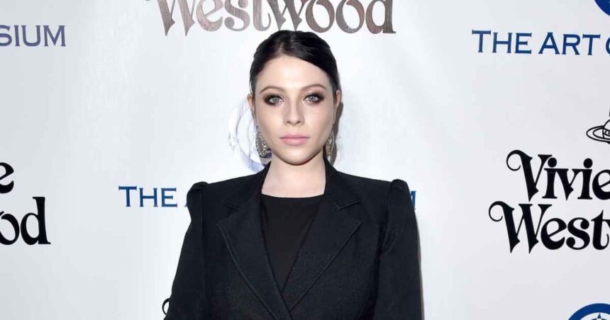 Mara Wilson Recalls Michelle Tractenberg Being Bullied as a Teen