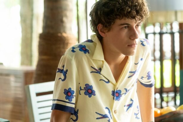 Sam Nivola on Brothers Sex Scene, Is Lochlan Gay?