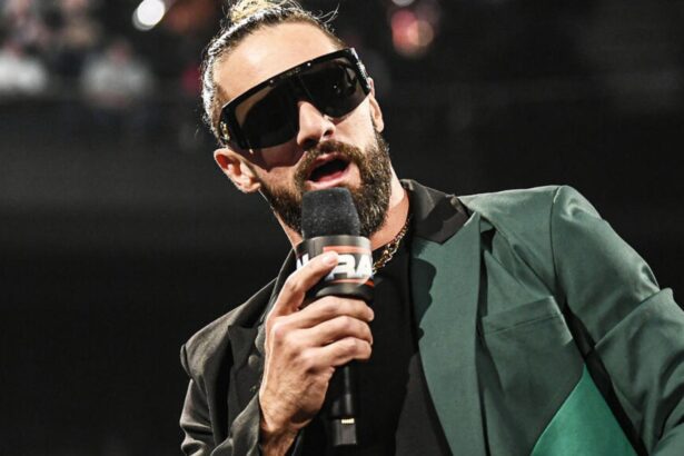 Seth Rollins is ambushed by WWE fans in Italy ahead of SmackDown