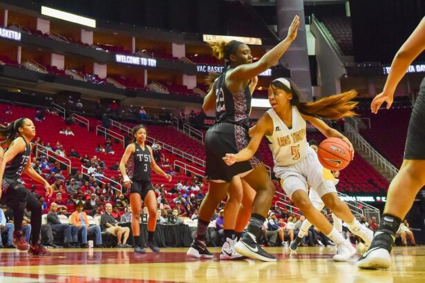 She wanted a law degree. Instead, Shakyla Hill became a quadruple-double threat