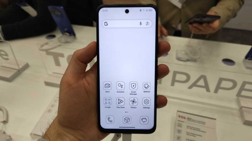 TCL Nxtpaper 60 Hands On: My Favourite Smartphone Display