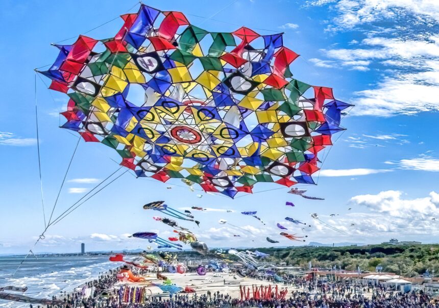 This April, Thousands of Kites will Paint the Sky for an International Festival of Flight — Colossal