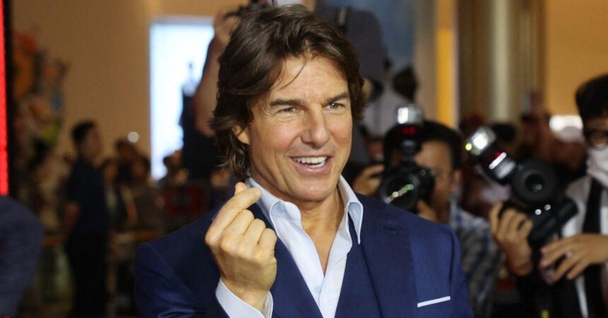 Truth Behind Tom Cruise’s Face, Treatments and Single Life Revealed