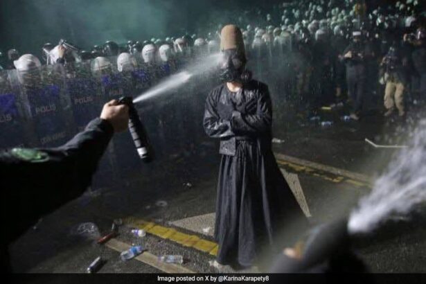 Turkey Deports BBC Reporter Covering Protests