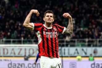 WATCH: USMNT star Christian Pulisic scores 15th goal of season for Milan with his weaker foot from wild angle