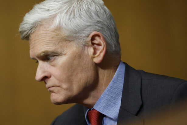 Watchdog senator mum on controversial HHS vaccine-autism study