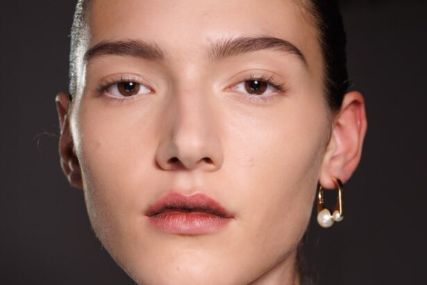 Is Your Concealer Creasing? This Makeup Artist Has Some Game-Changing Tips