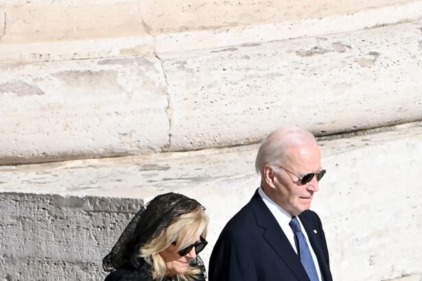 Pope Francis’s Funeral: The Powerful and the Pilgrims Gather, and Their Mourning Clothes Tell a Story