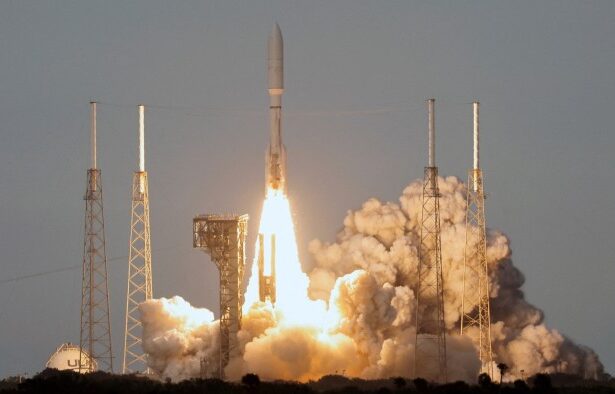 Amazon’s rival to Starlink makes first satellite launch