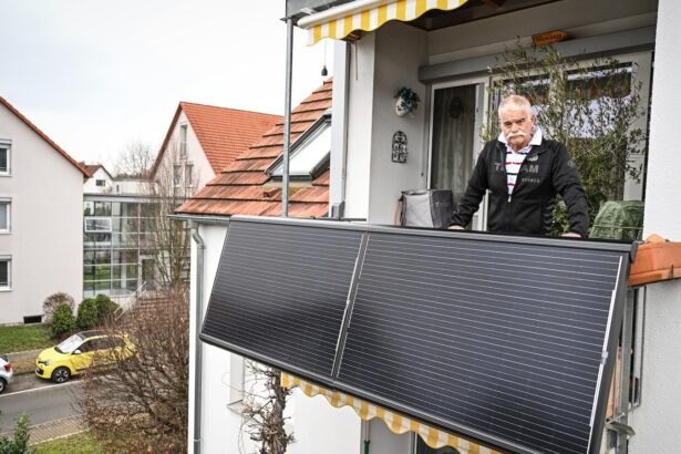 Balcony solar took off in Germany. Why not the US?