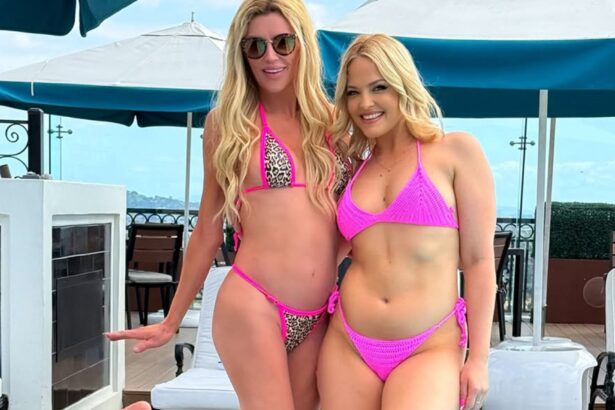 Brandi Glanville Hangs With Porn Star Alexis Texas, Distracts From Face Issue