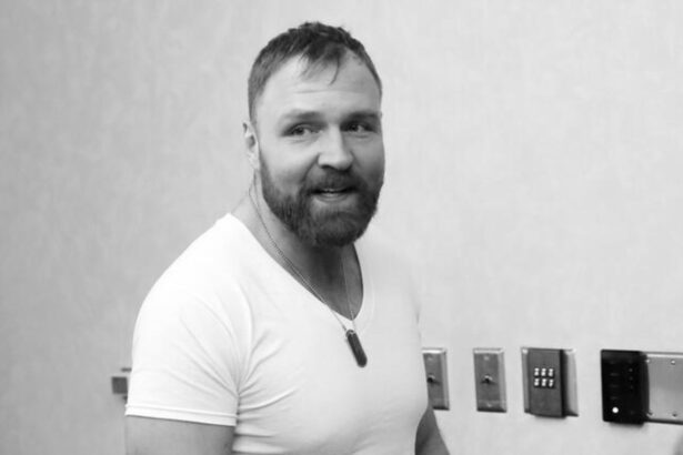 Dean Ambrose suddenly referenced by top star on SmackDown before WrestleMania 41