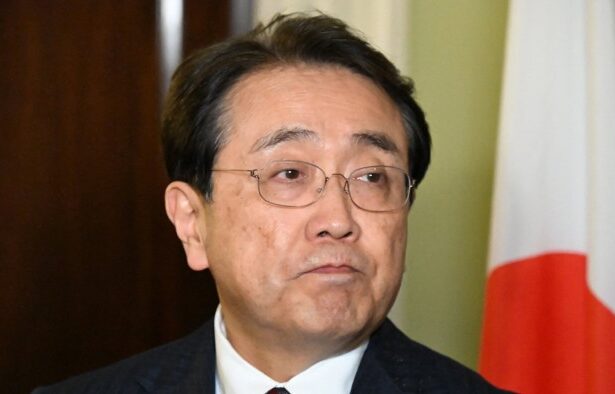 Donald Trump weighs in on Japan trade talks but Tokyo team leaves without deal