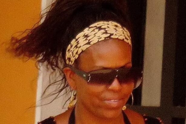 Elitist Michelle Obama Spotted in Los Angeles with ,000 Luxury Handbag |