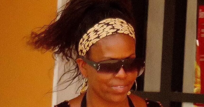 Elitist Michelle Obama Spotted in Los Angeles with ,000 Luxury Handbag |