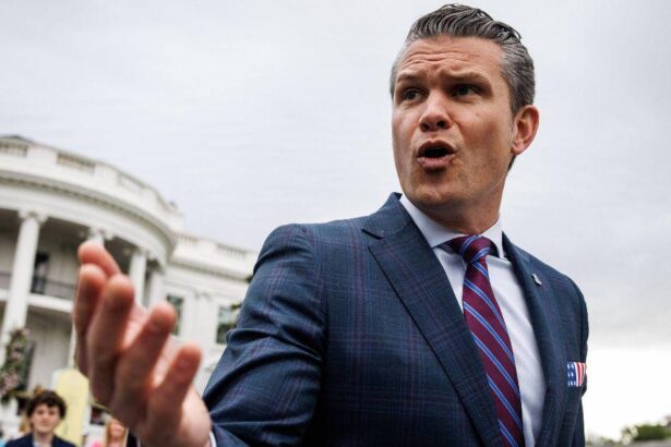 Ex-Advisor Slams Pete Hegseth As All Photo Ops, No Leadership