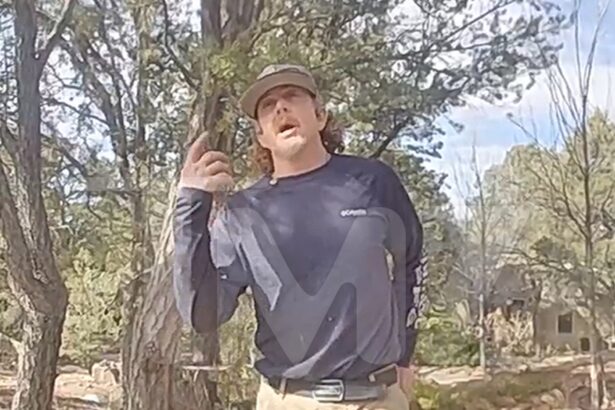 Gene Hackman’s Handyman Talks to Cops After Claiming He Saw Wife’s Dead Body